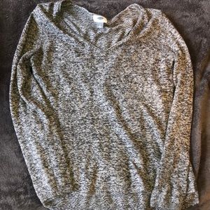 Black and white sweater old navy
